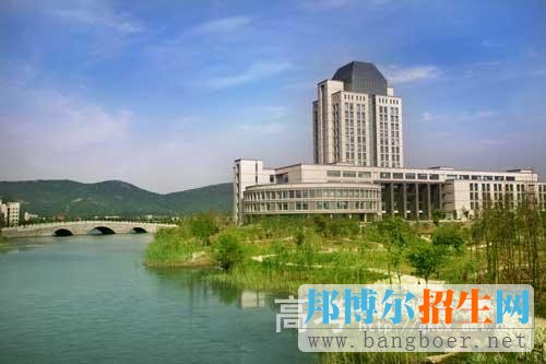 江南大學(xué)校園一角1648