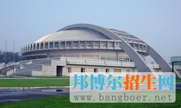 　　清華大學(xué)1