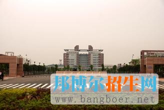 長(zhǎng)沙理工大學(xué)1