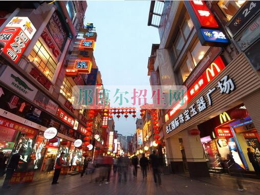 廣州現(xiàn)代信息工程職業(yè)技術(shù)學院宿舍條件