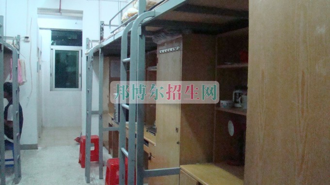 廣州華立科技職業(yè)學院宿舍條件