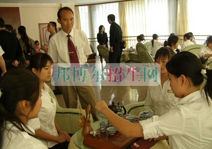 安順光輝職業(yè)技術學校