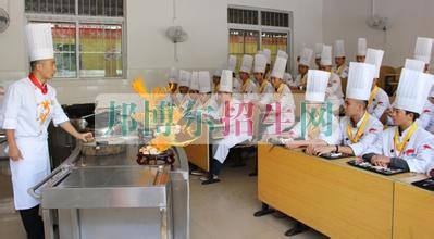 廚師學(xué)校哪個(gè)好