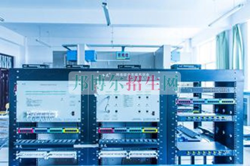 高中畢業(yè)可以學(xué)計算機網(wǎng)絡(luò)技術(shù)嗎
