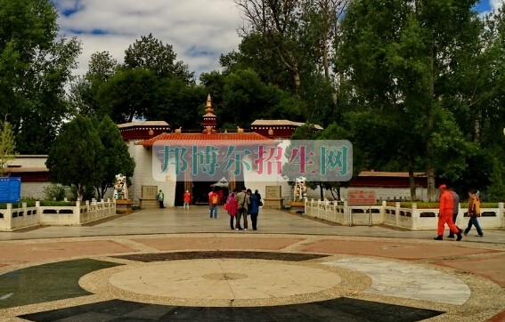 資陽市技工學(xué)校