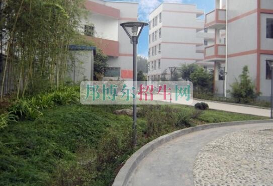 四川省樂(lè)至縣高級(jí)職業(yè)中學(xué)