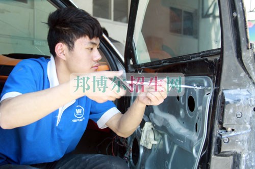 成都女生可以讀汽車(chē)改裝技術(shù)嗎