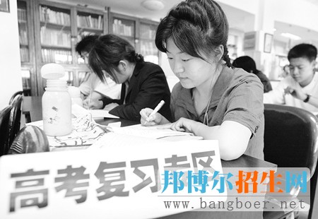 2017年四川美術(shù)類專業(yè)聯(lián)考成績什么時候出來