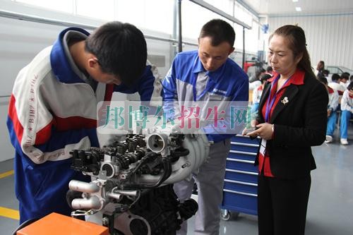 成都比較好的汽車運用與維修學校