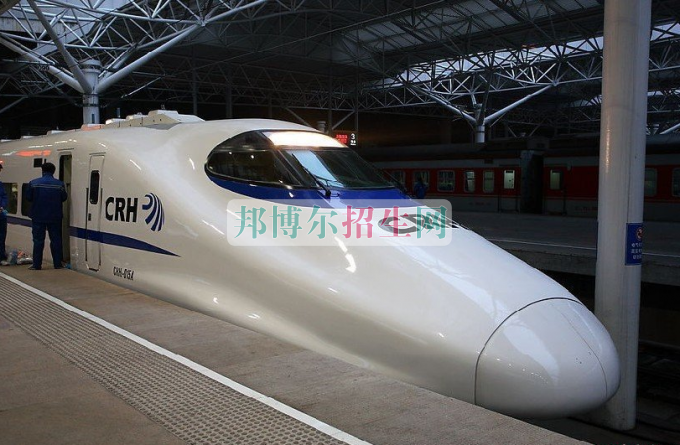 成都有鐵道車(chē)輛的大專(zhuān)大學(xué)
