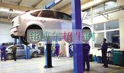 成都汽車運用與維修養(yǎng)好的大專有哪些