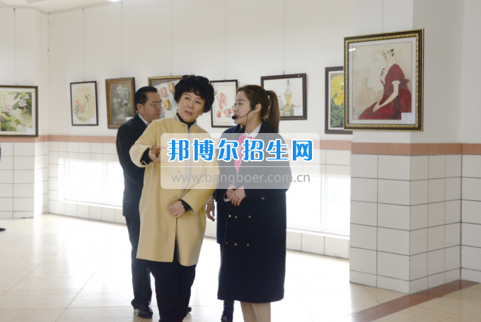 市委常委、宣傳部長潘梅到川南幼兒師范高等?？茖W校調(diào)研思想政治工作