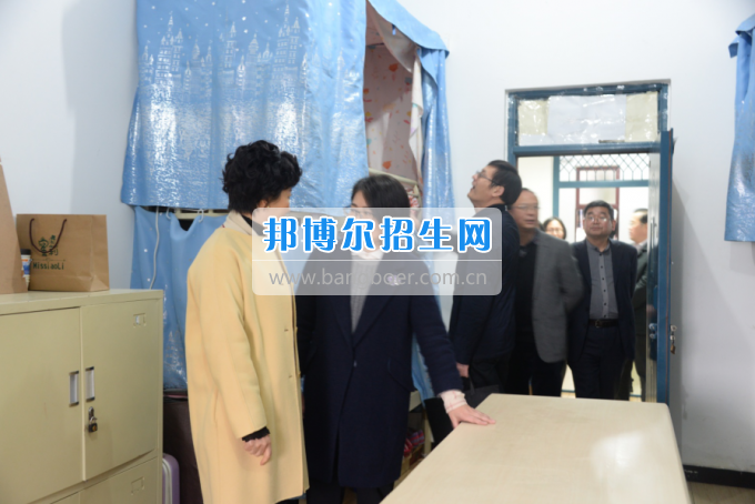 市委常委、宣傳部長潘梅到川南幼兒師范高等?？茖W校調(diào)研思想政治工作