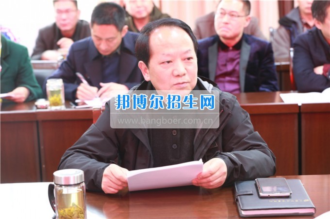 川北幼兒師范高等?？茖W(xué)校召開2016年度領(lǐng)導(dǎo)班子暨干部述職測評會