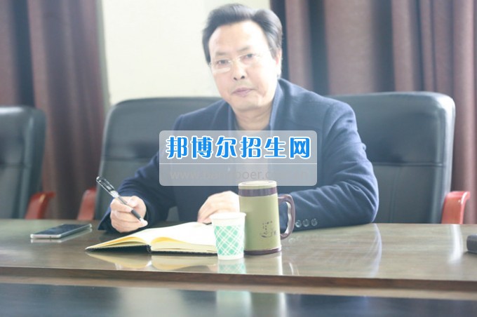 川北幼兒師范高等?？茖W(xué)校召開2017年度校內(nèi)項(xiàng)目經(jīng)費(fèi)預(yù)算布置會(huì)