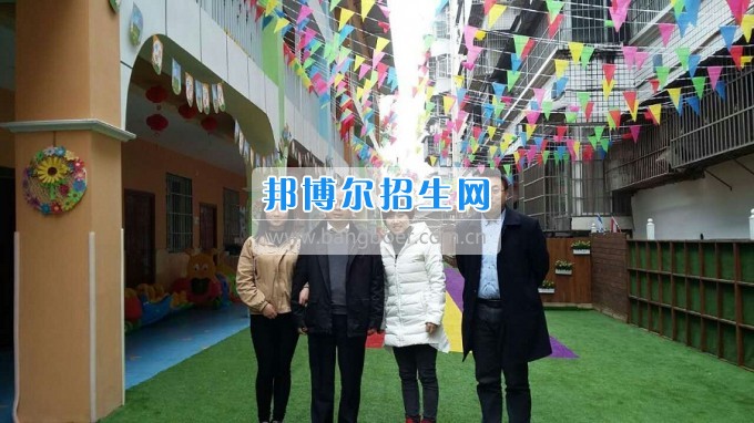 南充師范學(xué)校蔡禮儒校長赴高坪、嘉陵參加實(shí)習(xí)就業(yè)基地掛牌并看望實(shí)習(xí)生