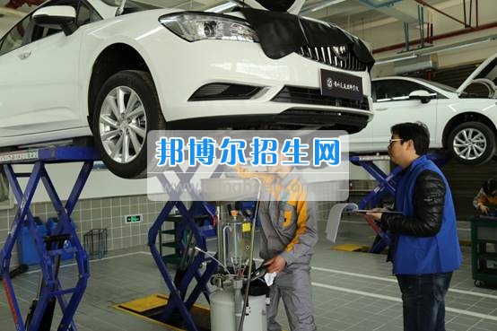 2017年貴州省職業(yè)院校技能大賽比賽在貴州交通職業(yè)技術學院中專部開賽