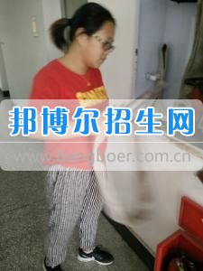 樂山市旅游學(xué)校加強(qiáng)消防安全培訓(xùn) 共筑校園安全防線