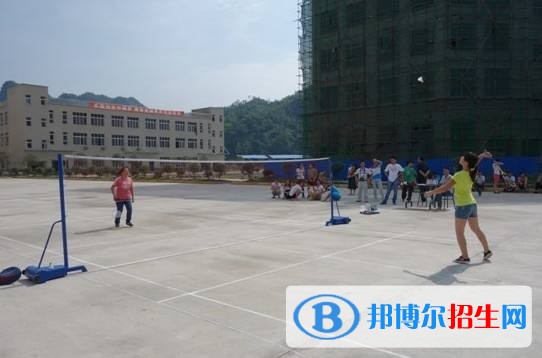 四川省體育運動學校招生辦聯(lián)系電話