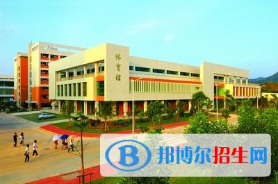 國(guó)營(yíng)七三三廠電子技工學(xué)校2018年報(bào)名條件、招生對(duì)象