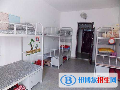 成都電焊機廠技工學(xué)校宿舍條件