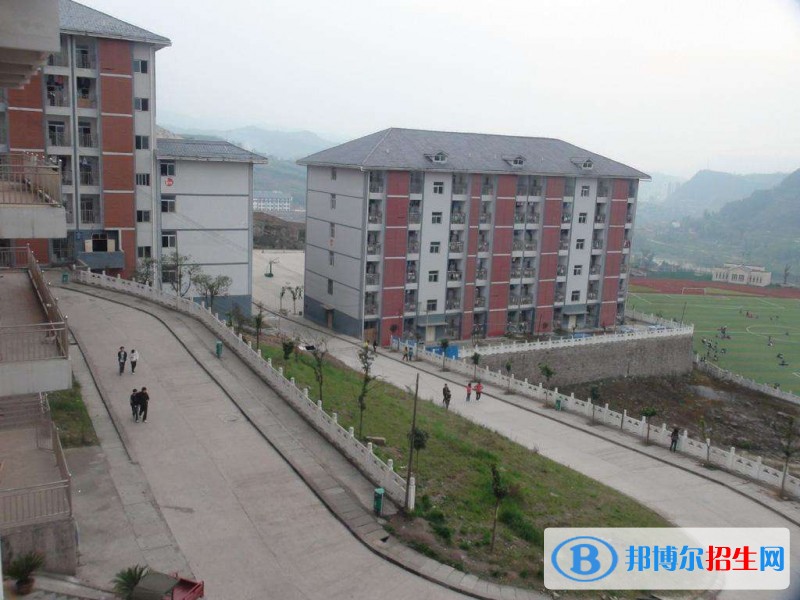 重慶市石柱土家族自治縣第一職業(yè)學(xué)校2018年報名條件、招生對象