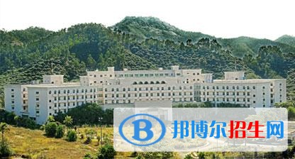 榮縣金科職業(yè)技術(shù)學(xué)校招生辦聯(lián)系電話