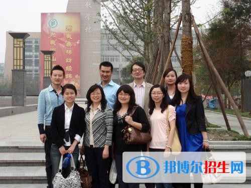 成都外語職業(yè)中專學(xué)校招生辦聯(lián)系電話