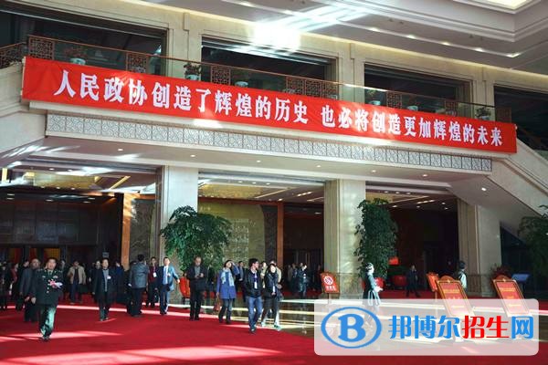 丘北縣民族職業(yè)高級(jí)中學(xué)網(wǎng)站網(wǎng)址
