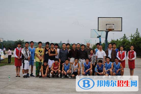犍為縣職業(yè)高級中學網站網址