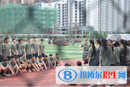 樂山市現(xiàn)代經濟管理學校2018年報名條件、招生對象