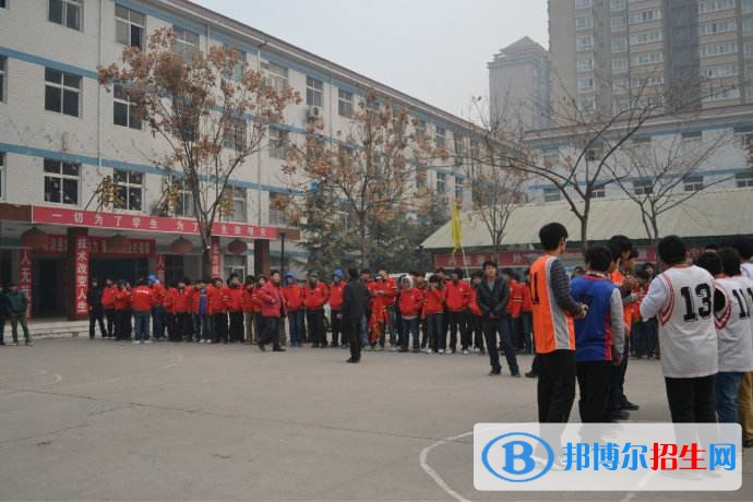 建光技工學(xué)校2018年報名條件、招生對象