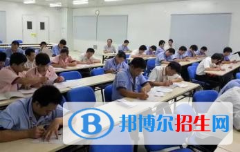 新樂職業(yè)技術(shù)教育中心招生辦聯(lián)系電話