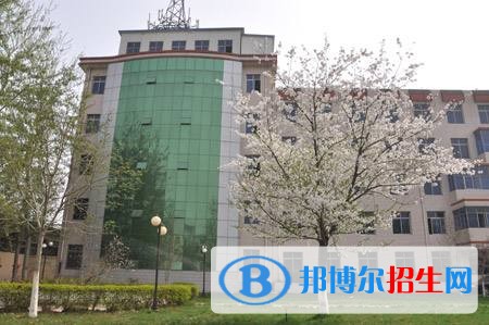 石家莊建設科技職業(yè)中專學校2018年報名條件、招生對象