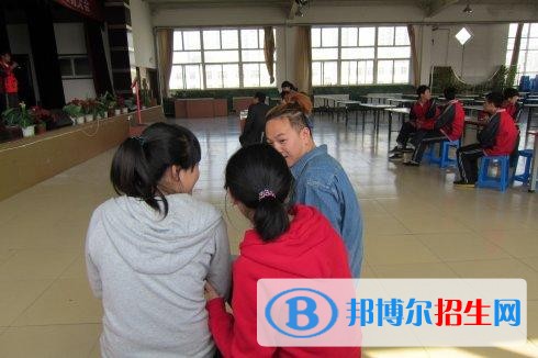 高邑縣職教中心2018年報(bào)名條件、招生對(duì)象