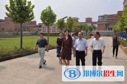 贊皇縣職教中心招生辦聯(lián)系電話