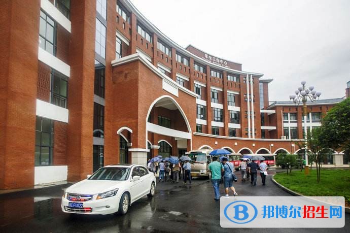遵義醫(yī)藥高等?？茖W(xué)校2019年單招錄取分?jǐn)?shù)線
