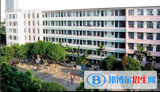 中專學(xué)?？梢钥即髮W(xué)嗎