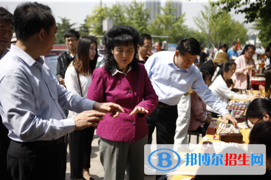 山東濰坊工業(yè)學校2018年報名條件、招生對象