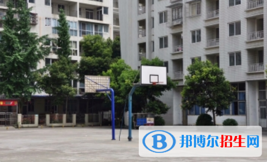 樂山醫(yī)藥科技學(xué)校龍泉成工教學(xué)區(qū)有哪些專業(yè)