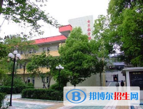 重慶哪個(gè)中專學(xué)校比較好就業(yè)