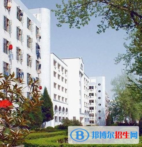 江蘇婦女干部學(xué)校招生辦聯(lián)系電話