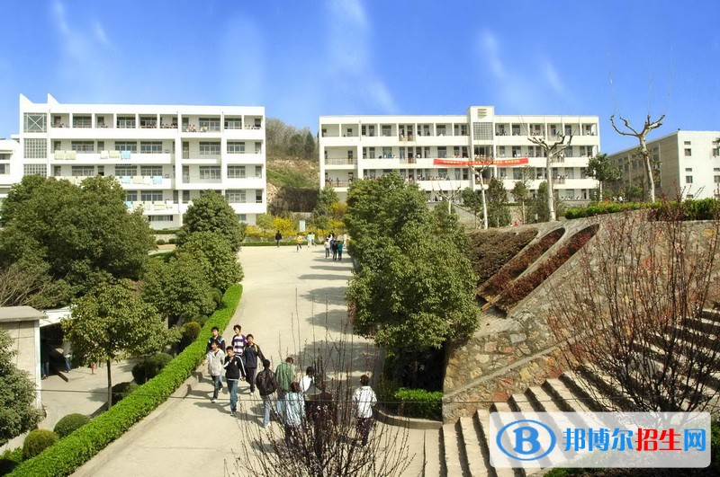 南京工程高等職業(yè)學(xué)校2018年報名條件、招生對象