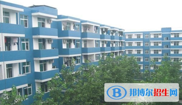 成都女生在中專學校學什么好