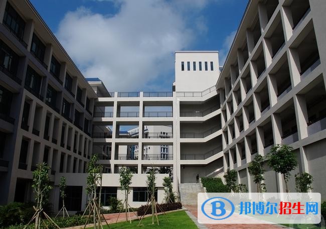 揚州高等職業(yè)技術(shù)學校2019年報名條件、招生對象