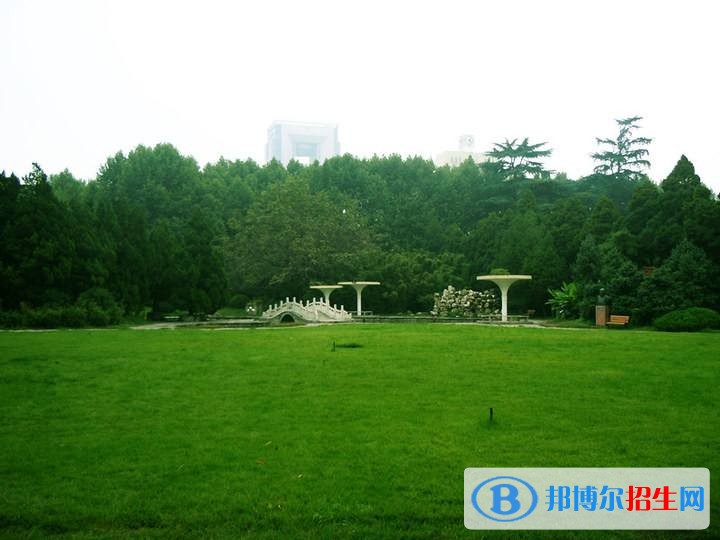 陜西高中女生讀什么中專學校好
