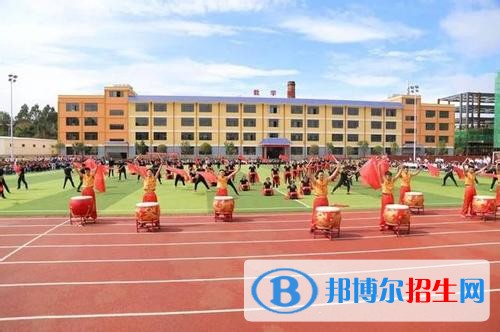 云南初中畢業(yè)上中專學(xué)校學(xué)什么專業(yè)好