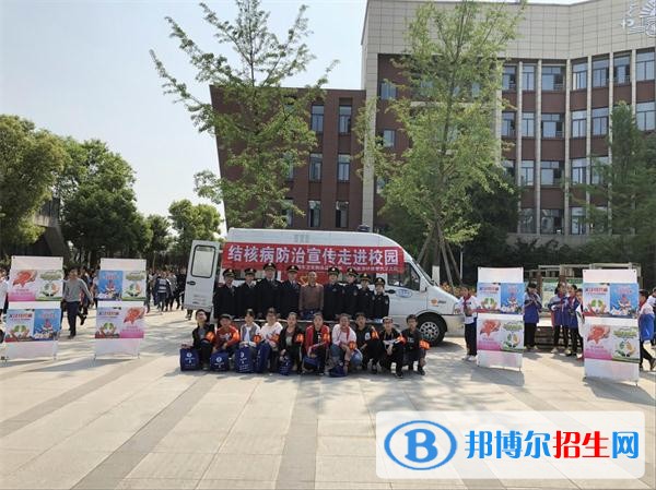 綿陽(yáng)中專學(xué)校讀出來(lái)是什么文憑