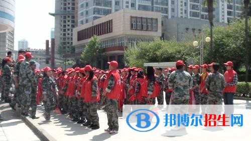 云南中專學校亂嗎
