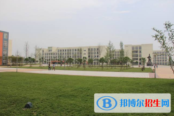 四川水利職業(yè)技術(shù)學(xué)院五年制大專招生辦聯(lián)系電話